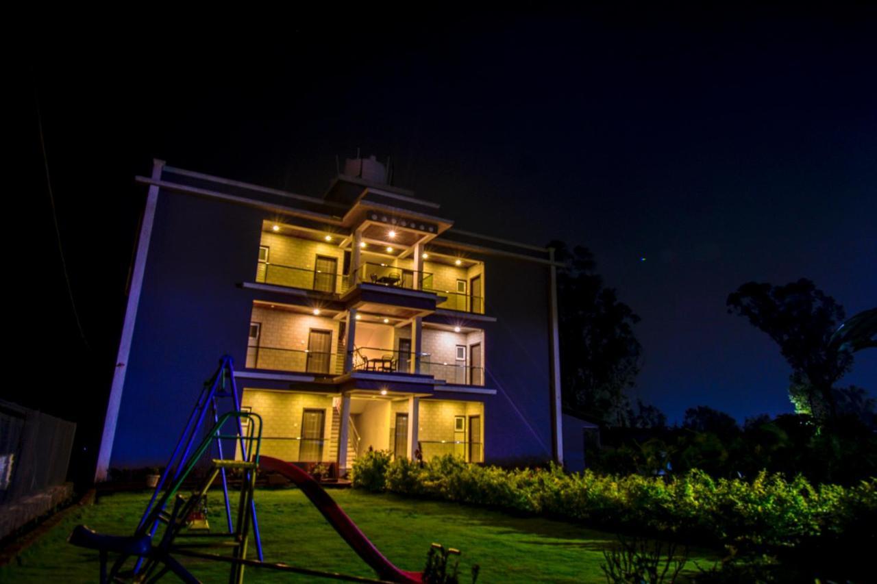 Treebo Prince Palace Mahābaleshwar Exterior foto