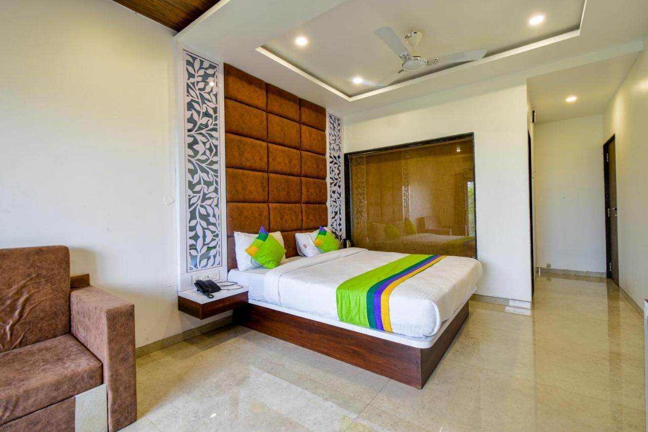 Treebo Prince Palace Mahābaleshwar Exterior foto