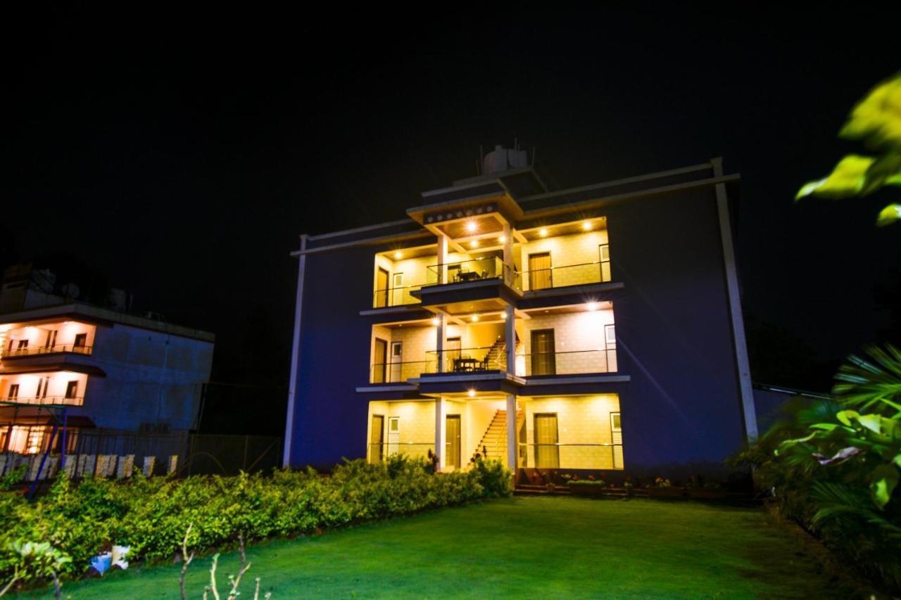 Treebo Prince Palace Mahābaleshwar Exterior foto